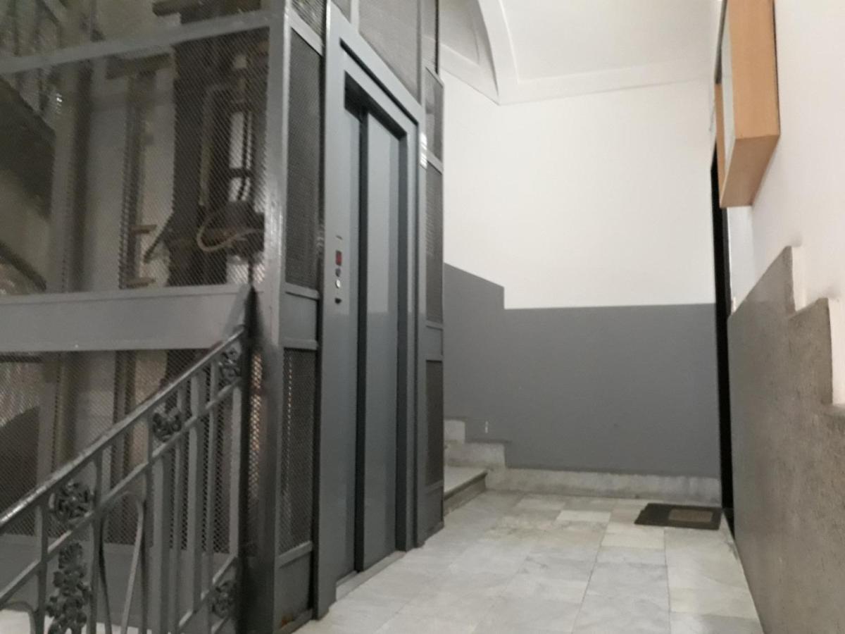Appartamento City Center Napoli Dış mekan fotoğraf